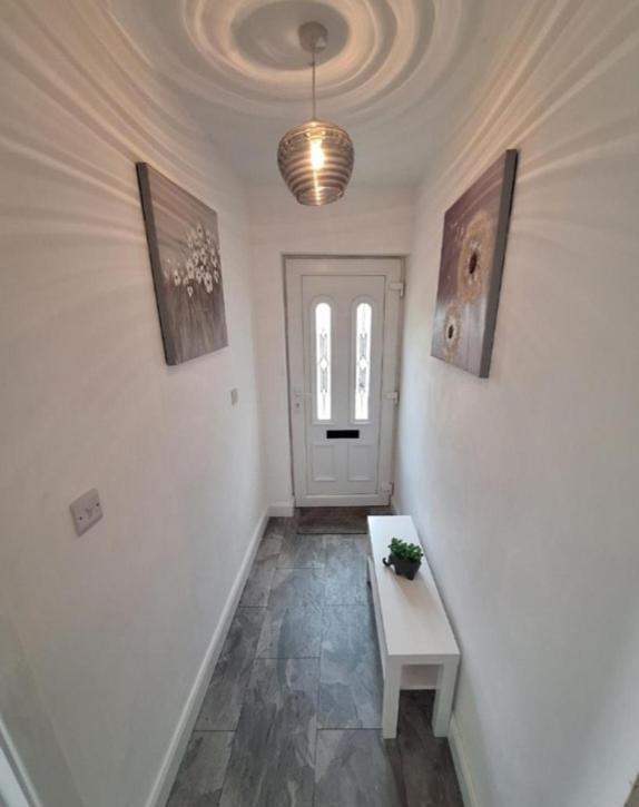 נארברת' Beautiful 2 Bedroom Annexe In Popular Town Location מראה חיצוני תמונה
