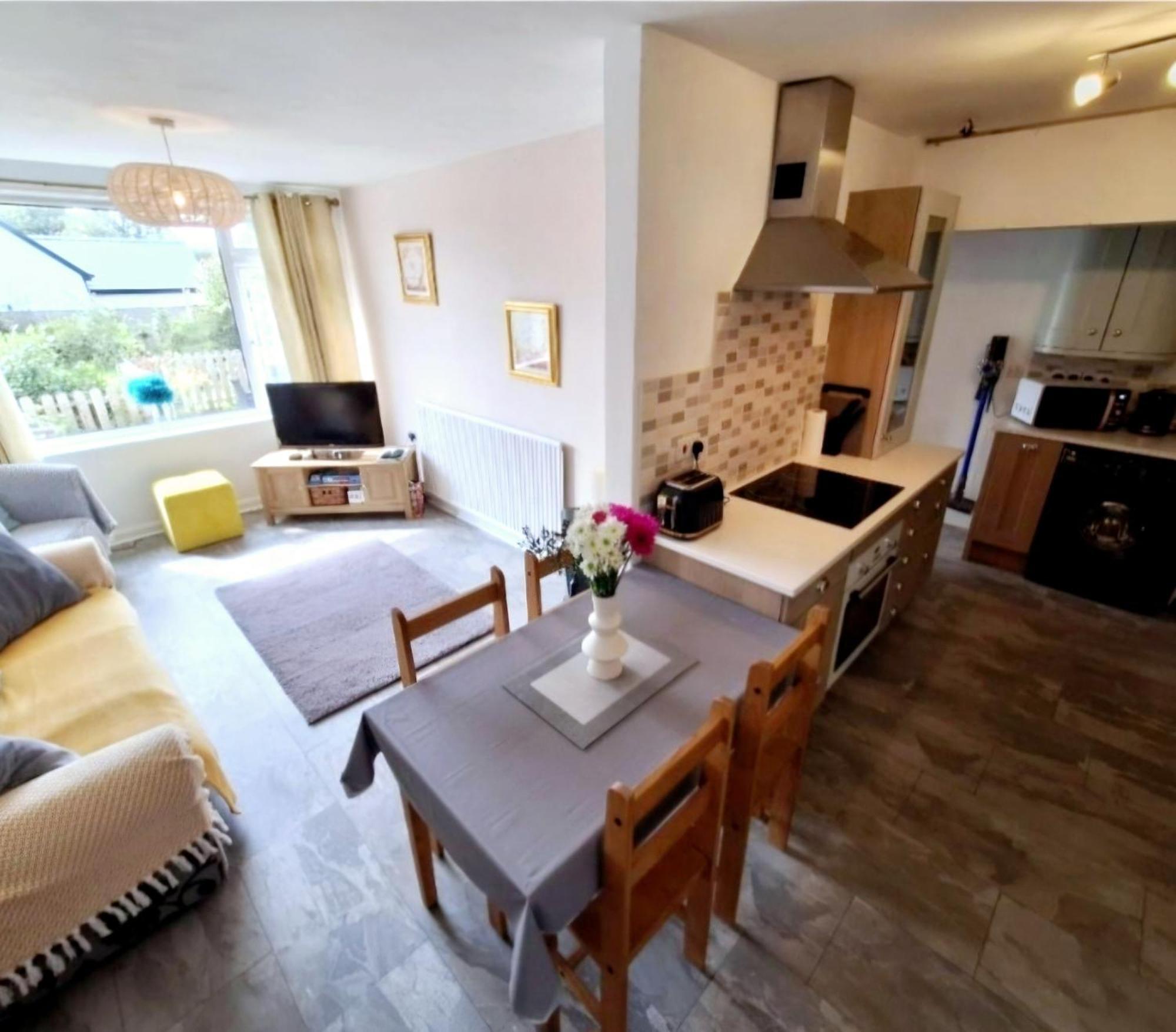 נארברת' Beautiful 2 Bedroom Annexe In Popular Town Location מראה חיצוני תמונה