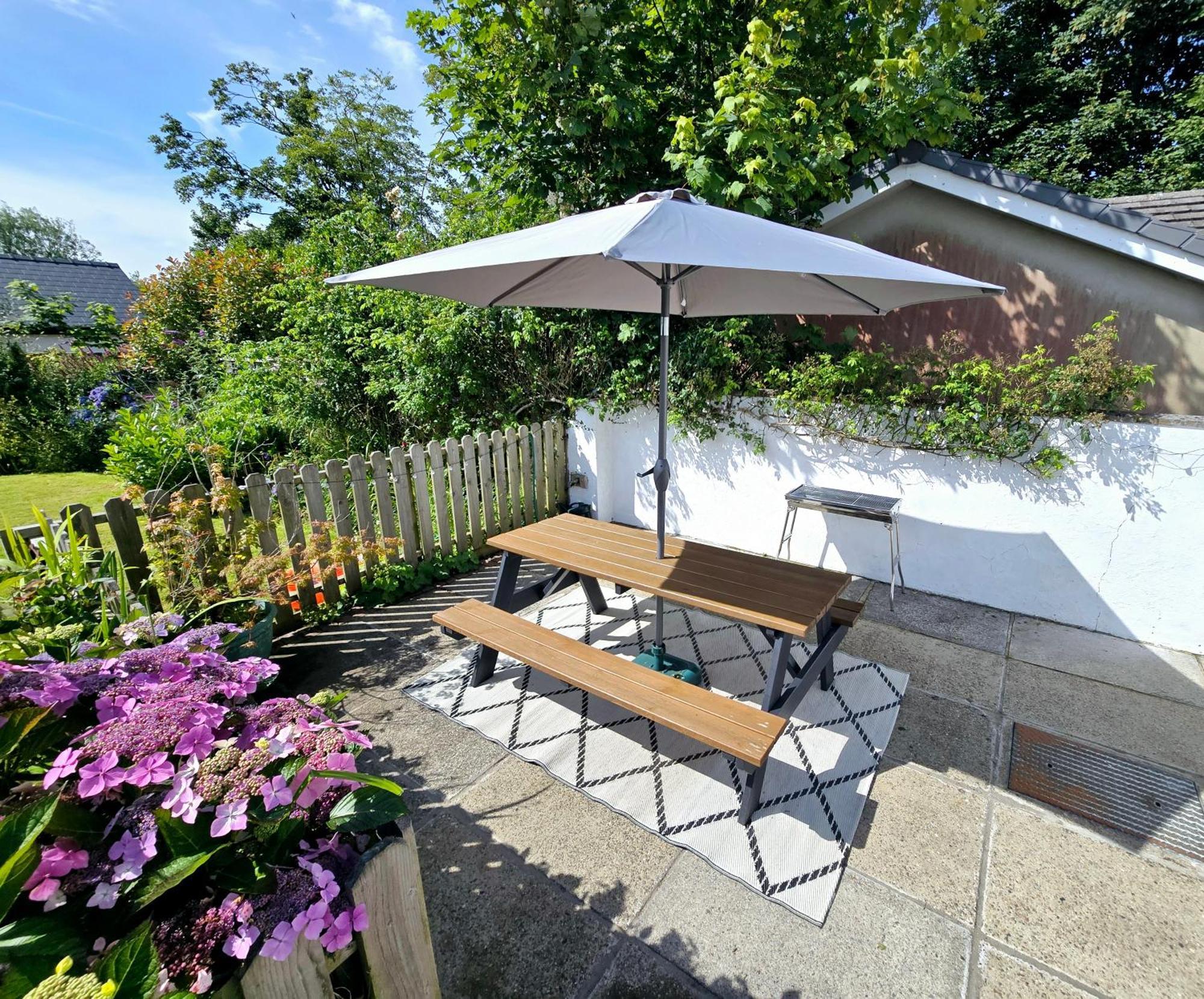 נארברת' Beautiful 2 Bedroom Annexe In Popular Town Location מראה חיצוני תמונה